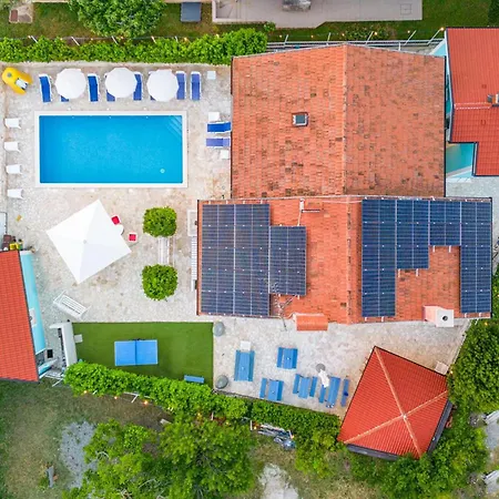 Lovely In With Wifi بولا