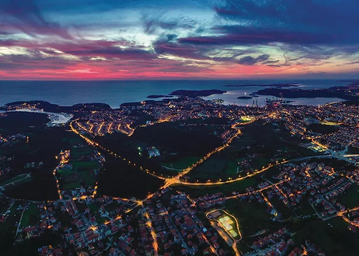 Daire Lovely In With Wifi