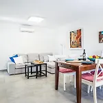 Lovely In With Swimming Pool Apartment